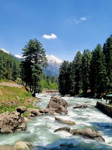 Doodh Pathri, Kashmir